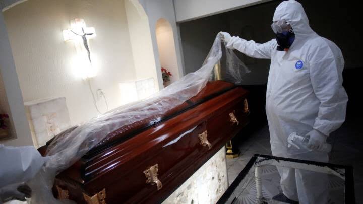 El 71% de mexicanos fallecidos por Covid sólo terminó la primaria: UNAM