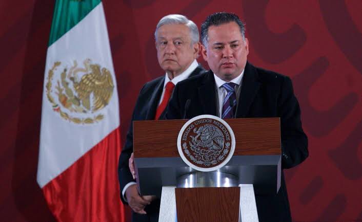 Hay que ir por Sicarios y Narcos, pero también por políticos que los protegen: Santiago Nieto