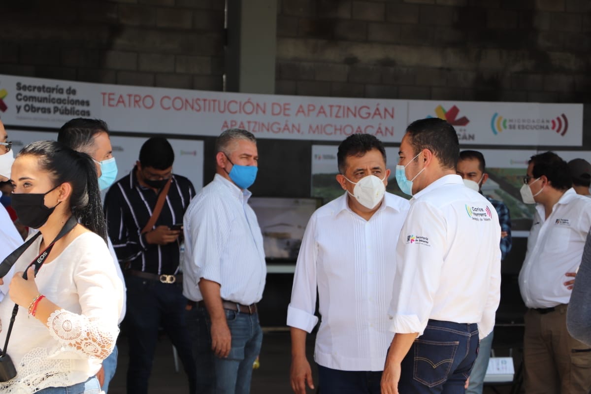 Se reactiva construcción del teatro Constitución de Apatzingán