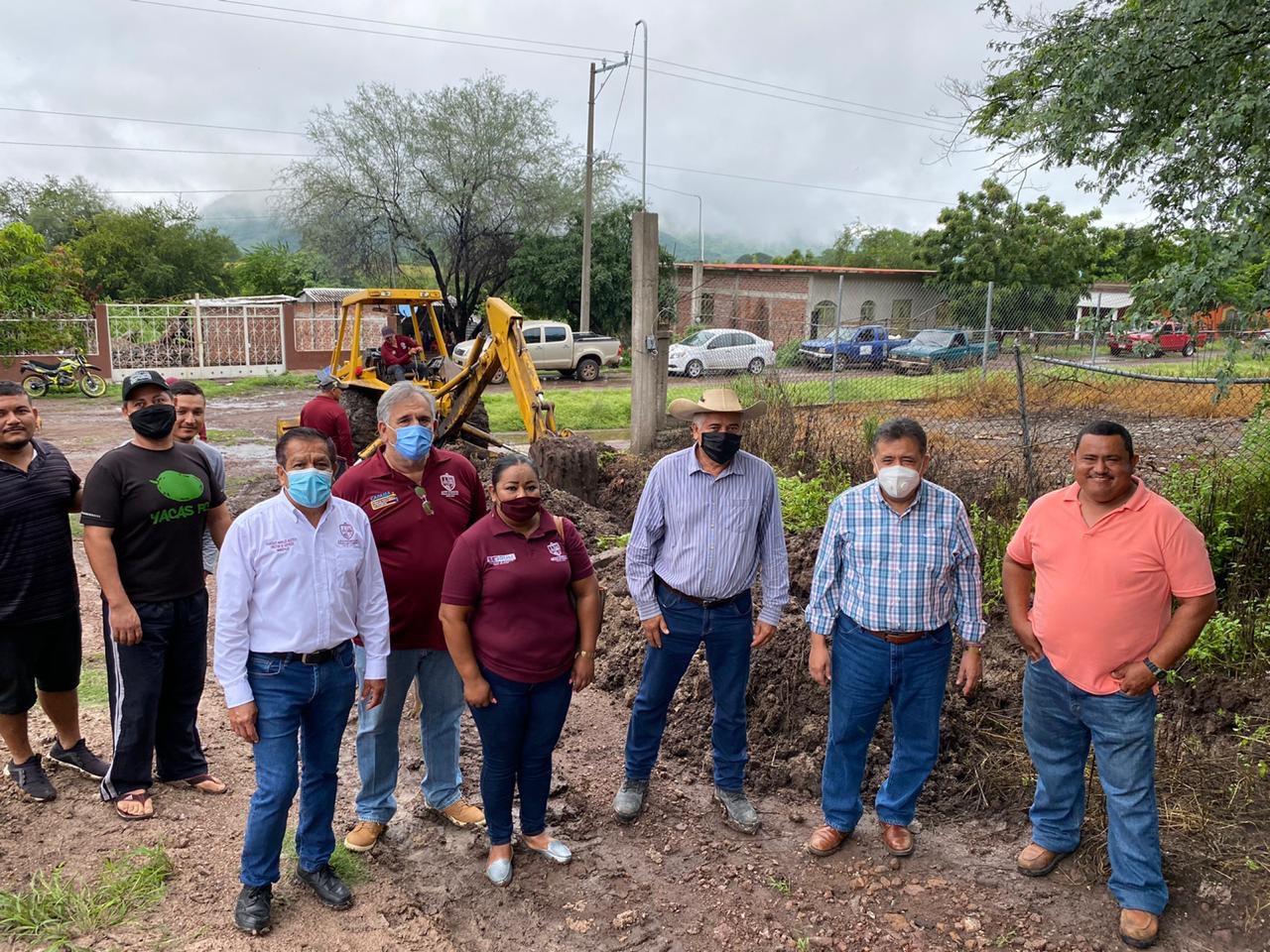 Inicia la introducción de red de agua en San Antonio La Labor