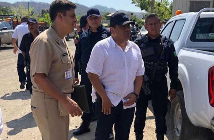 Ex mando de Policía Ministerial se entrega voluntariamente a la FGR por TORTURA en caso Ayotzinapa.