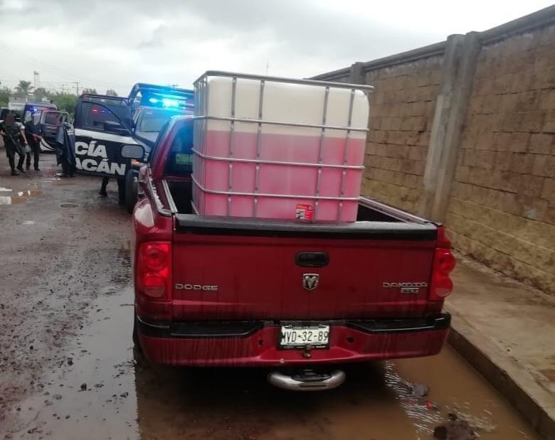 Detiene SSP a 4 en posesión de armas y combustible aparentemente ilícito