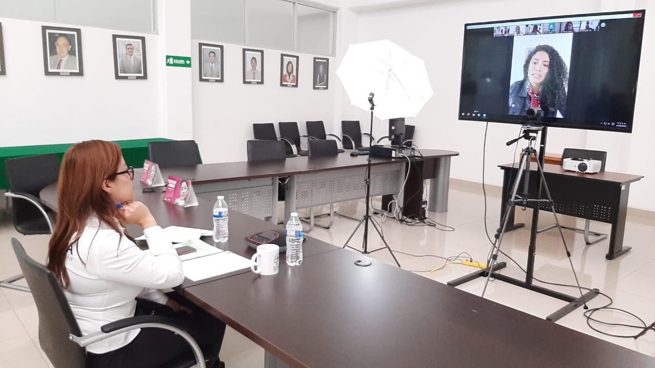 Imparte FGE plática sobre prevención y uso adecuado del internet