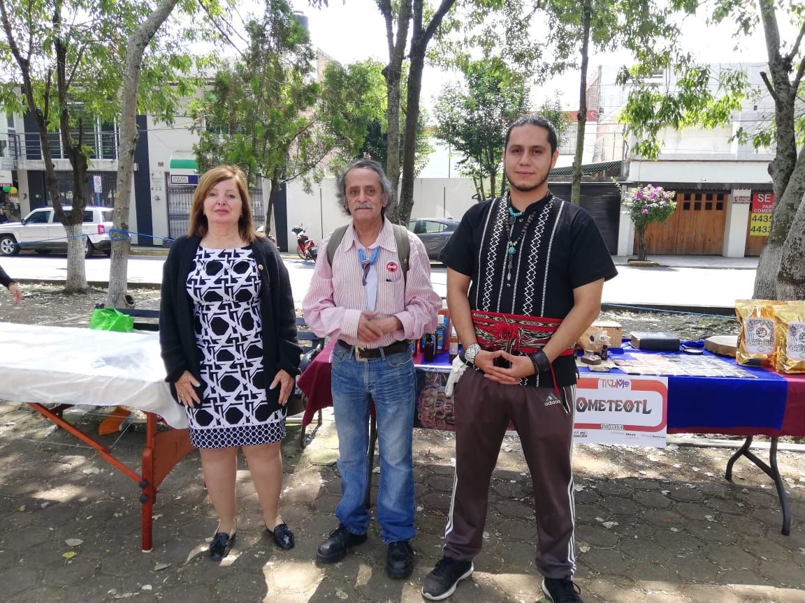 LA DIPUTADA, SANDRA LUZ VALENCIA, PARTICIPA EN EL TIANGUIS CULTURAL URBANO DE MORELIA.