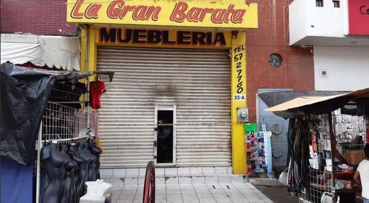 En operativo, detiene FGE a tres presuntos responsables de extorsión cometida en agravio de un comerciante de Apatzingán