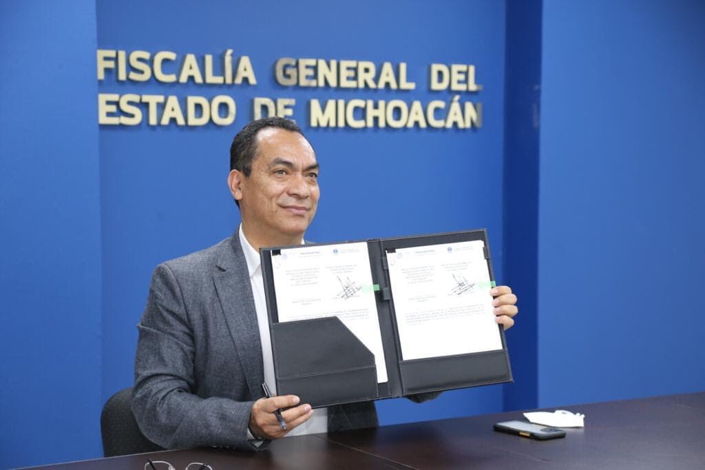 FIRMA ADRIÁN LÓPEZ SOLÍS, CONVENIO DE COLABORACIÓN CON FGR PARA LA ATENCIÓN DE DELITOS ELECTORALES