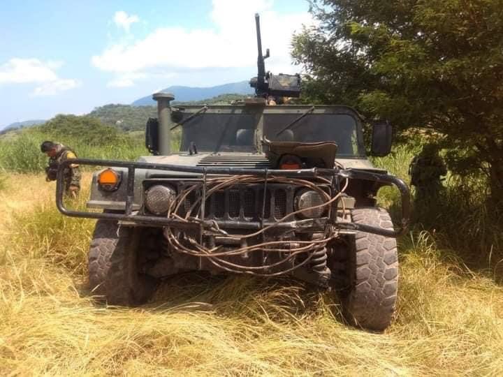 En rancho de Aguililla se enfrenta SEDENA contra CJNG