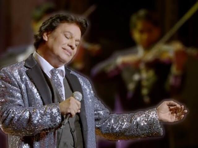 CONFIRMAN CINTA AUTOBIOGRÁFICA DE JUAN GABRIEL