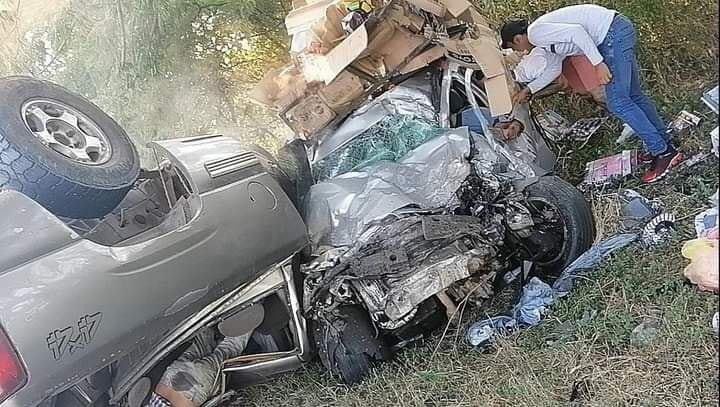 Dos muertos y 14 lesionados, saldo de brutal accidentes en autopista Siglo XXI