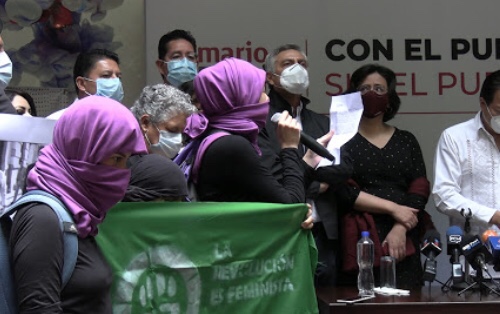 Feministas marcharán en contra de Cristóbal Arias Solís; piden un alto al machismo