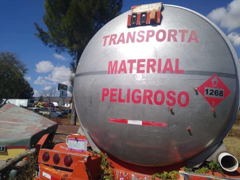 En cateo, asegura FGE inmueble relacionado en conductas ilícitas y recupera seis vehículos con reporte de robo