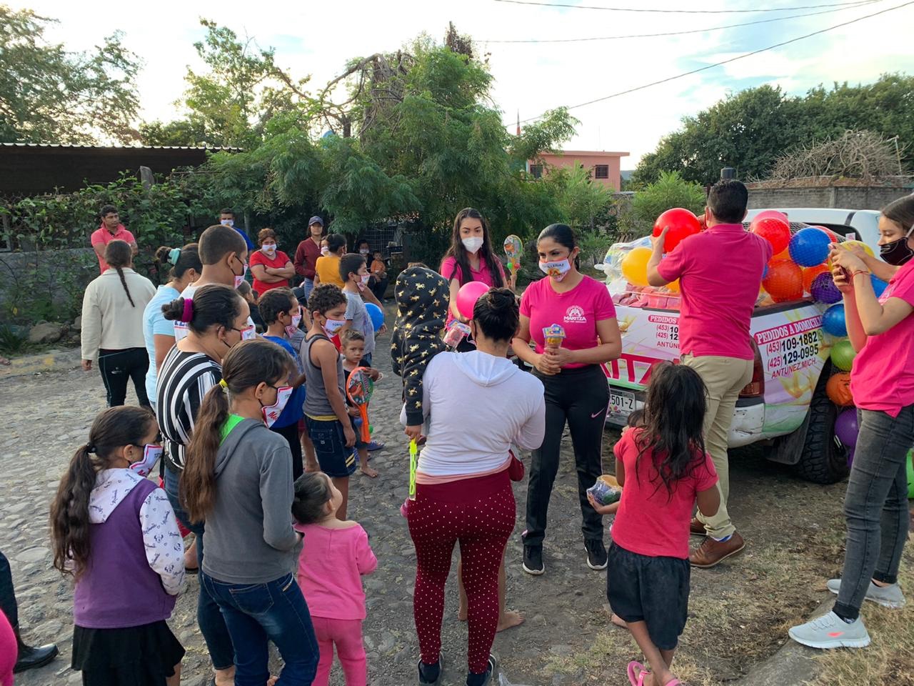 Grupo Industrial Maritza lleva alegría a cientos de infantes de las comunidades de Parácuaro