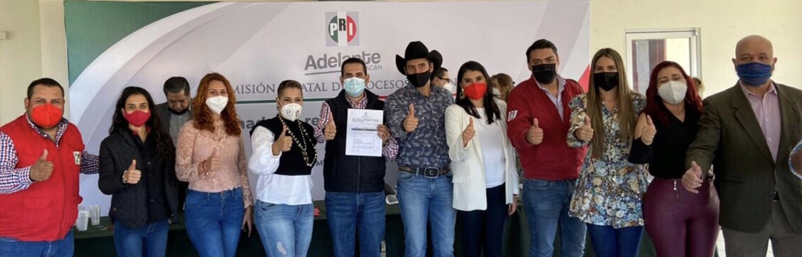 Histórica unidad de lideres de Partido y sectores en torno a Uriel Chávez Mendoza