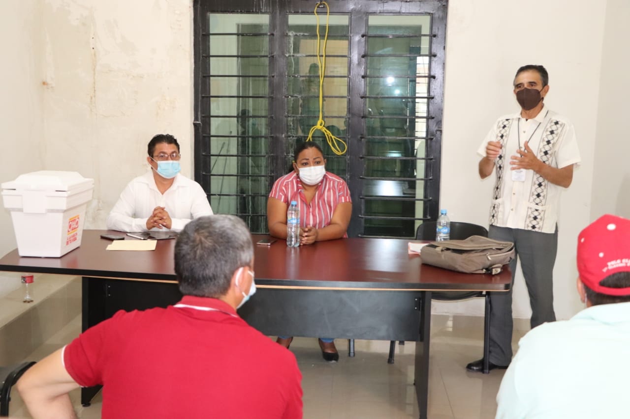 Gobierno municipal impulsa campaña contra la rabia paralítica en animales