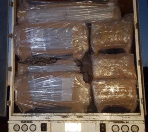 Recupera SSP camión cargado de muebles con reporte de robo