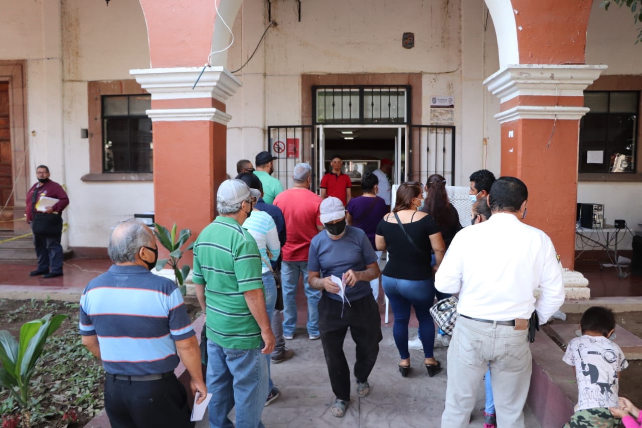 Condonación de adeudos en licencias de giros rojos