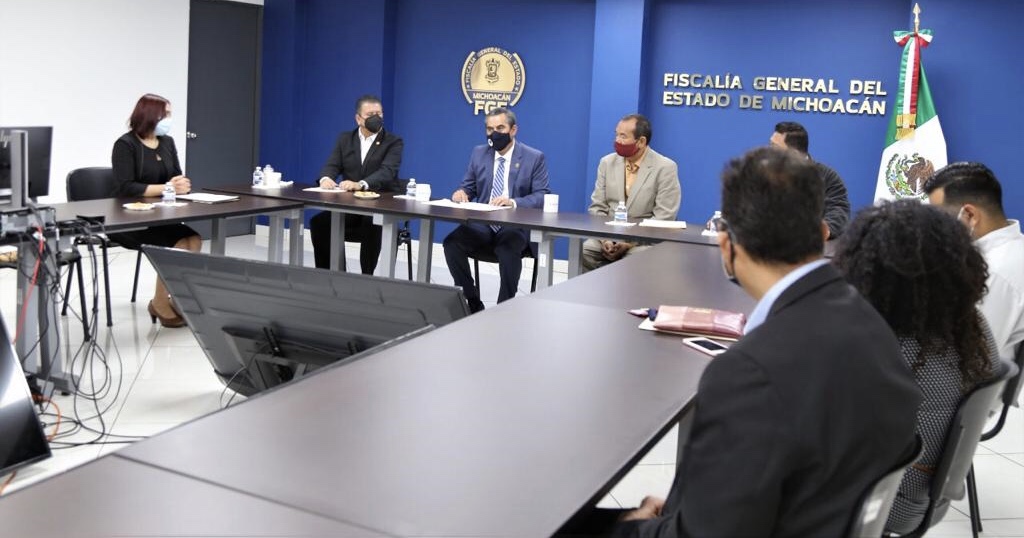 FGE E IFIJUM CONVENIO DE COLABORACIÓN PARA LA PROFESIONALIZACIÓN DEL PERSONAL