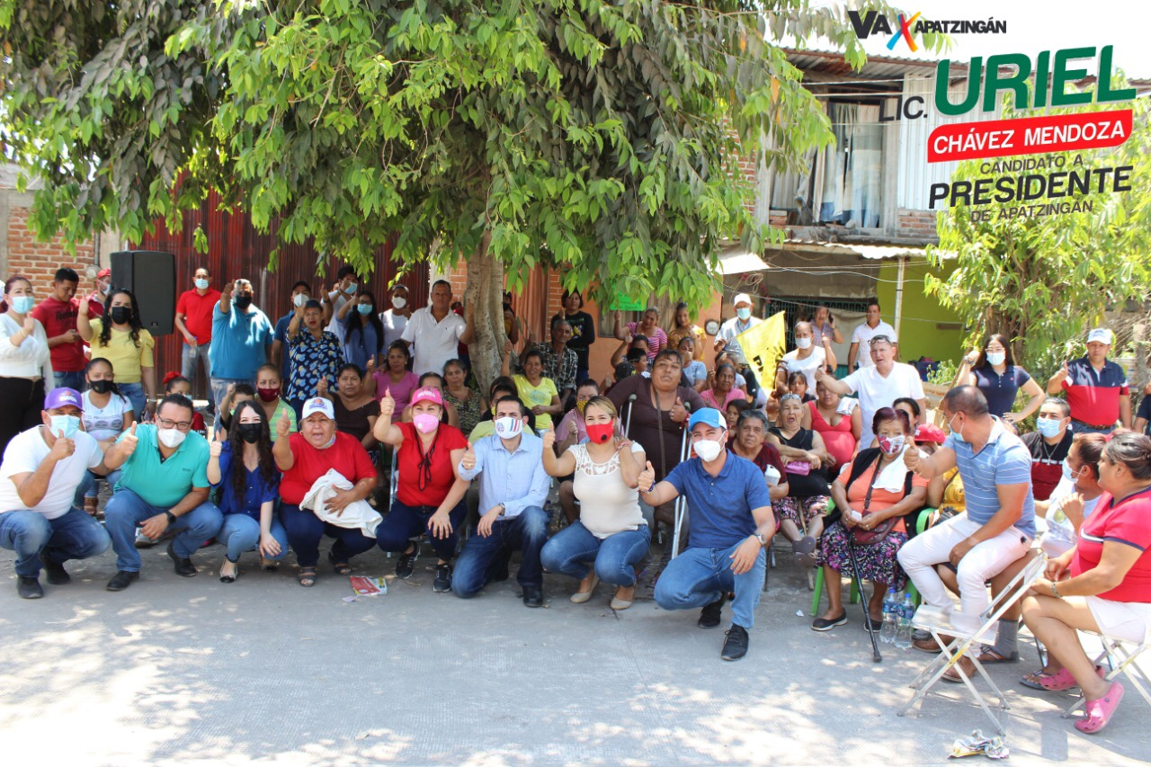 Uriel Chávez Mendoza tiene el apoyo ciudadano en Apatzingán
