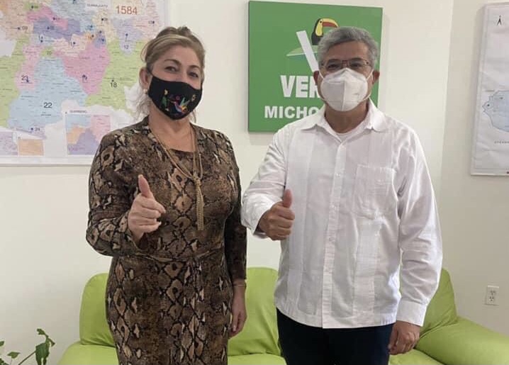 Ana Valencia por el PVEM va por la alcaldía de Tepalcatepec