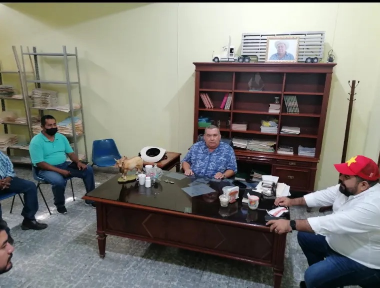 Para que los ganaderos de Apatzingán puedan resurgir, urge devolverles los recursos federales, Paco Huacus