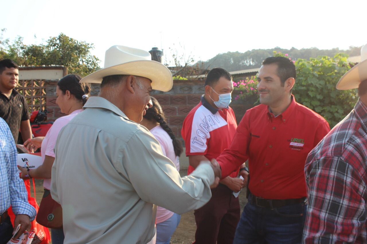 Infraestructura para el desarrollo de las zonas rurales: Uriel Chávez