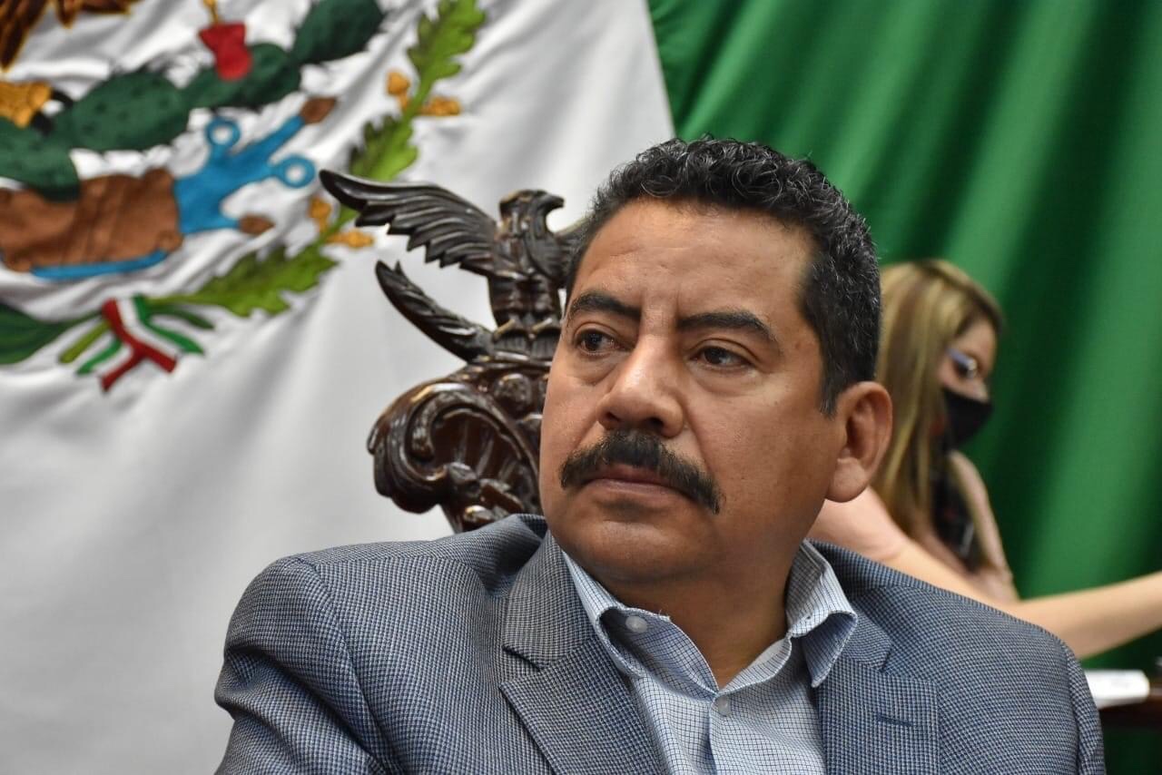 Bajos ingresos obligan a mexicanos a migrar: Ángel Custodio Virrueta.