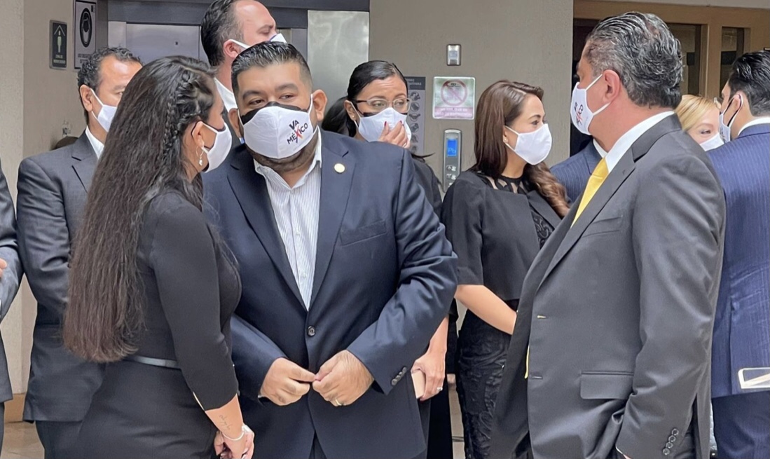 Municipios respaldan posición del Diputado Federal Paco Huacus