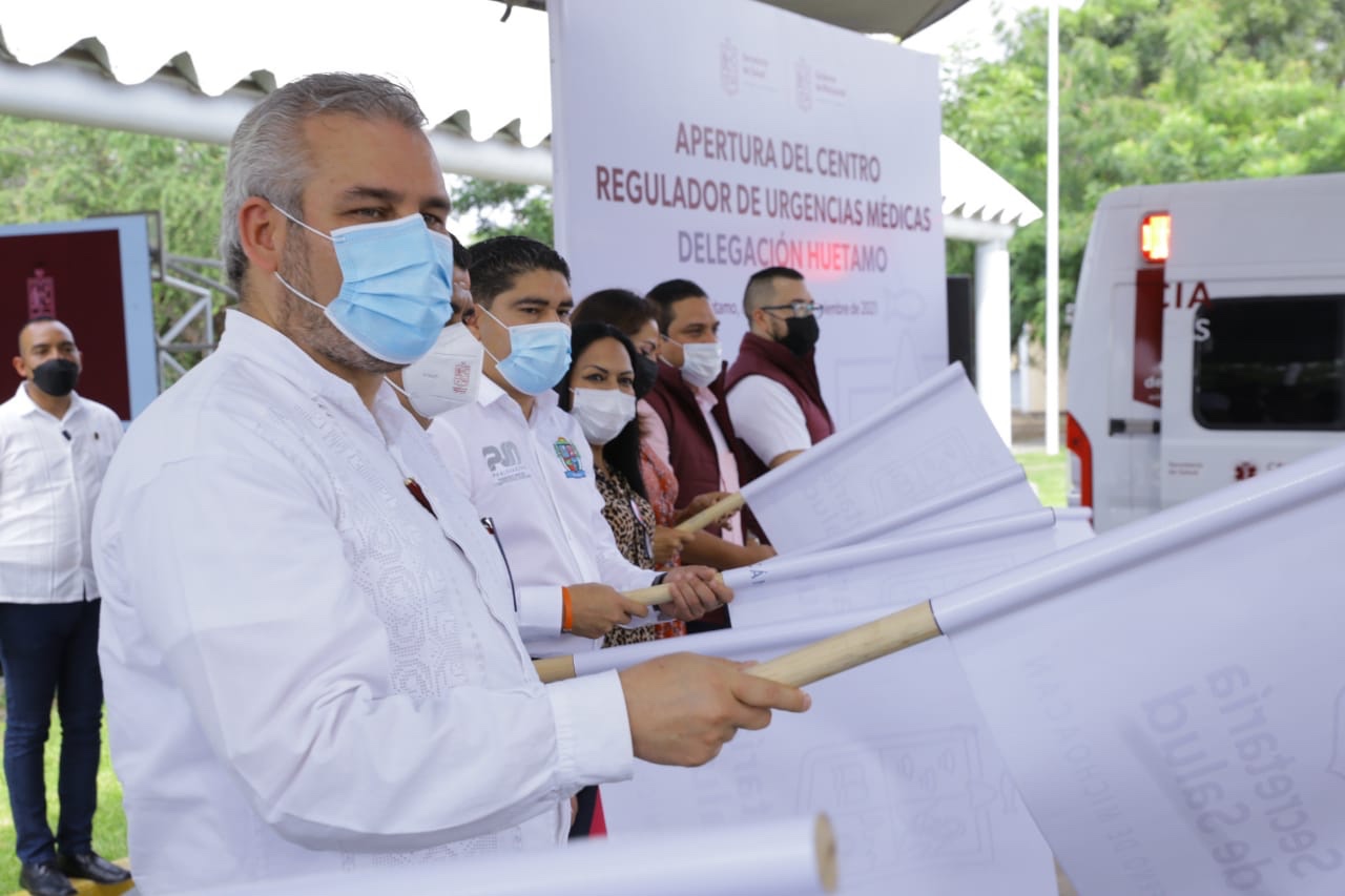 Inaugura Bedolla el Centro Regulador de Urgencias Médicas en Huetamo