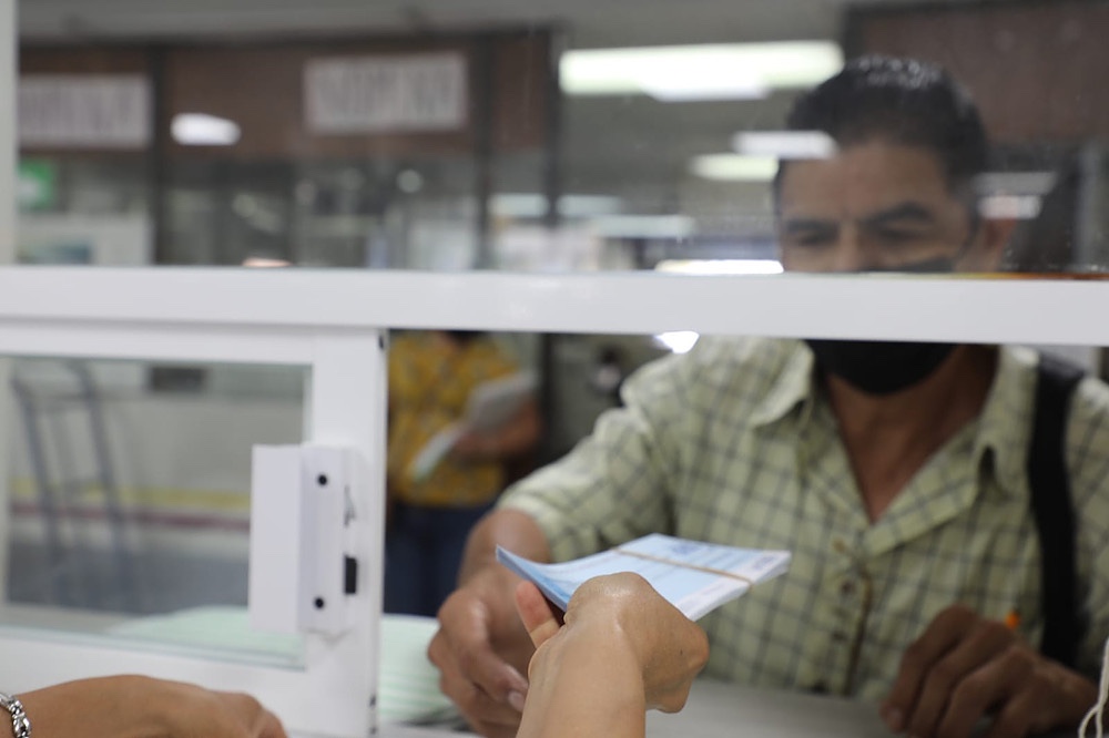 SEE paga 740 mdp al magisterio; se cubre quincena y bono