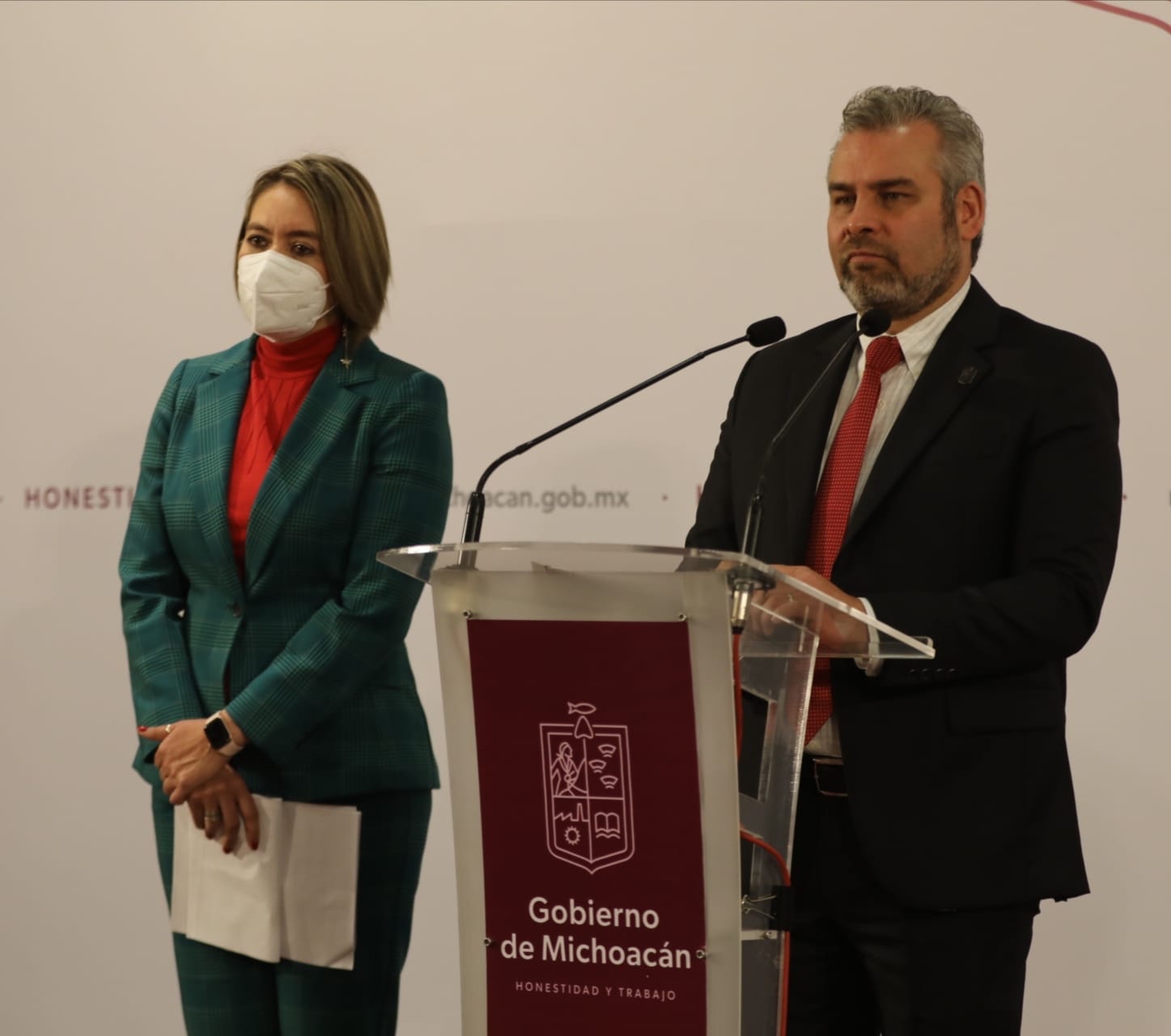 Toma de la SEE pone en riesgo pago de aguinaldo a más de 31 mil trabajadores de cheque