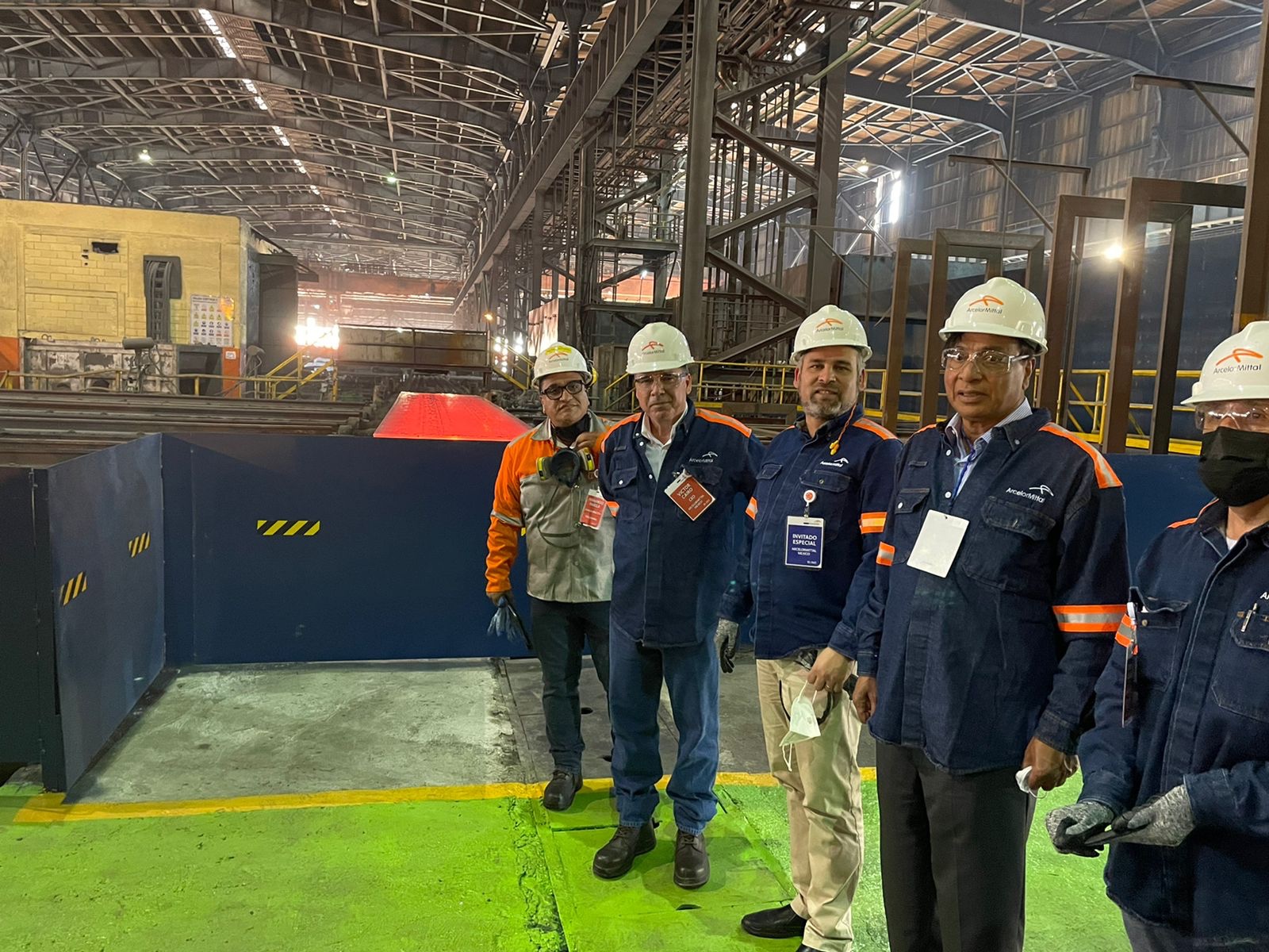 Celebra Bedolla inicio de producción de acero laminado de Arcelor Mittal en Lázaro Cárdenas