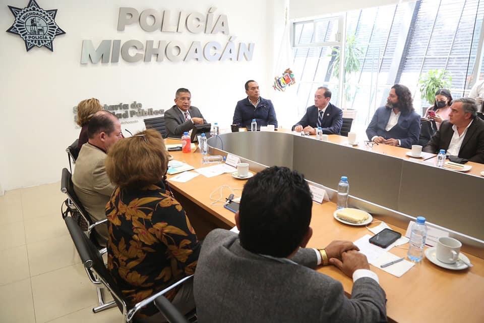Trabajan SSP, FGE y organizaciones dedicadas al transporte para fortalecer la seguridad vial en Michoacán