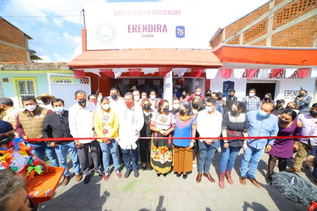 Inaugura Eréndira Isauro Casa Enlace Ciudadano en Paracho