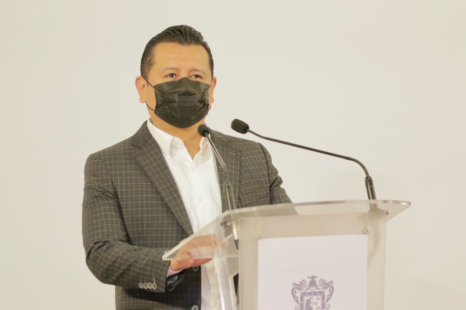 Gobierno de Michoacán presenta denuncias por irregularidades en pasada administración