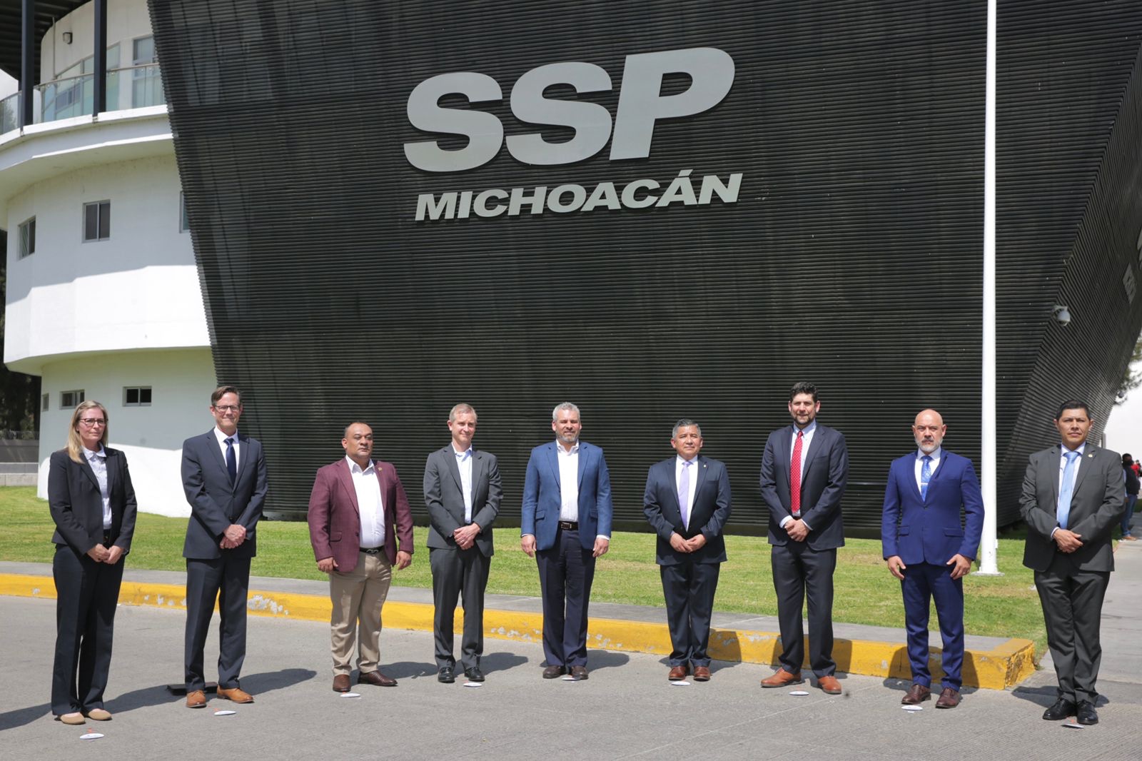 Gobierno de Michoacán y embajada de EU avanzan en protocolo para reactivar la industria aguacatera