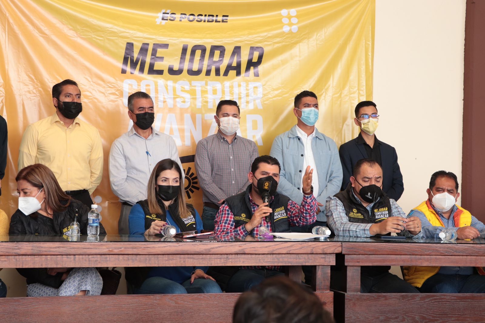 El PRD ayuda gratuitamente a tramitar amparos para poder vacunar a menores de 13 años: Octavio Ocampo