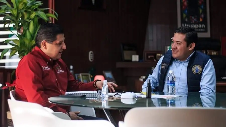 Con acciones intermunicipales alcaldes de San Juan Parangaricutiro y Uruapan buscan el desarrollo de sus municipios: Jesús Espinoza Rochin