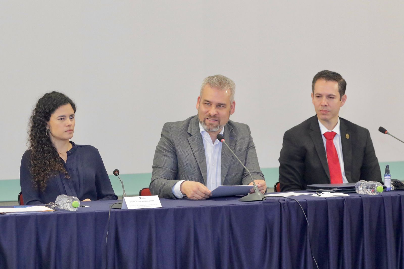 En Michoacán dignificaremos las condiciones laborales de trabajadores y sus familias: Bedolla