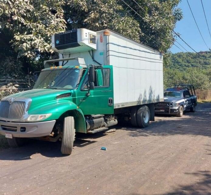 SSP recupera tractocamión, en Uruapan