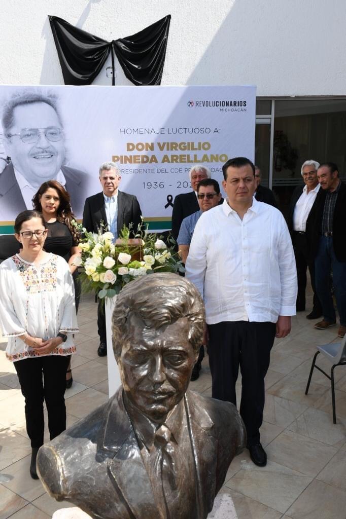 Propone Memo Valencia “Condecoración Virgilio Pineda Arellano” para priistas reconocidos