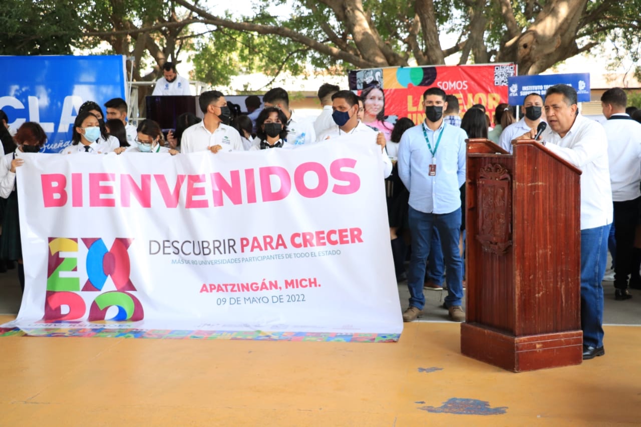 Gobierno de José Luis Cruz Lucatero impulsa educación superior para jóvenes