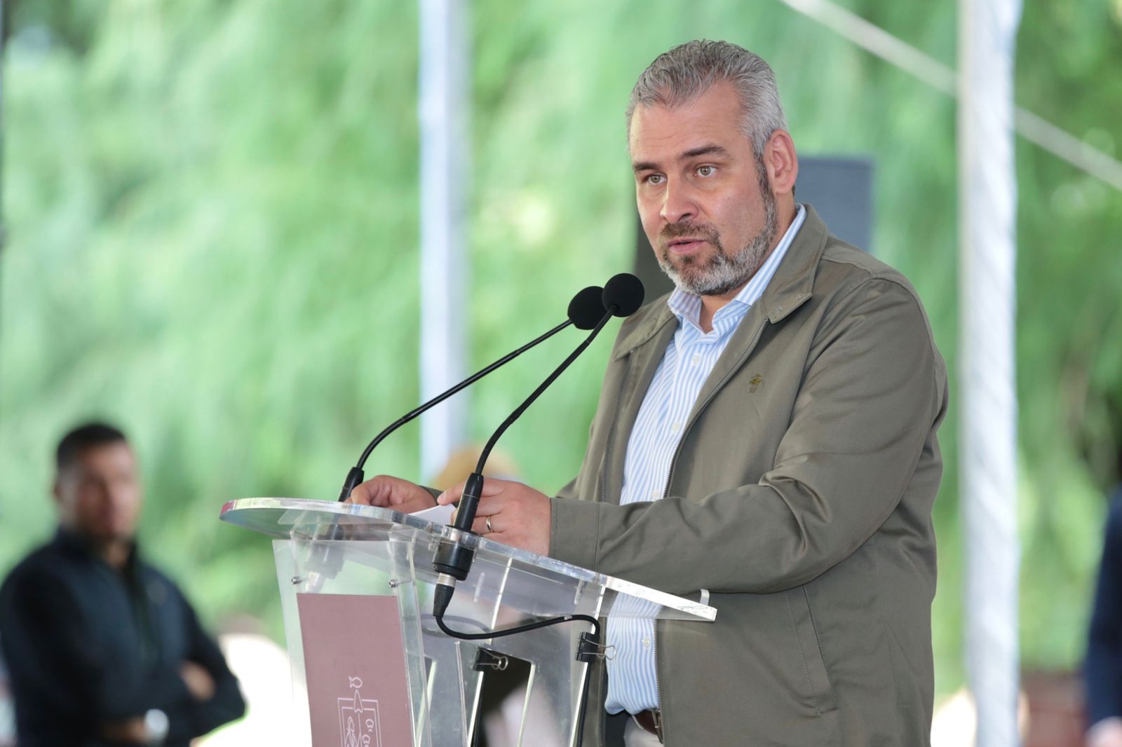 Bedolla firma convenio con Ayuntamientos y UMSNH para preservar la Cuenca del Duero