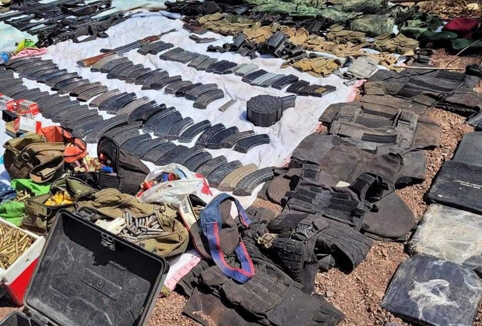 DECOMISAN 116 ARMAS LARGAS Y 26 Granadas EN VARIOS MUNICIPIOS DE MICHOACÁN