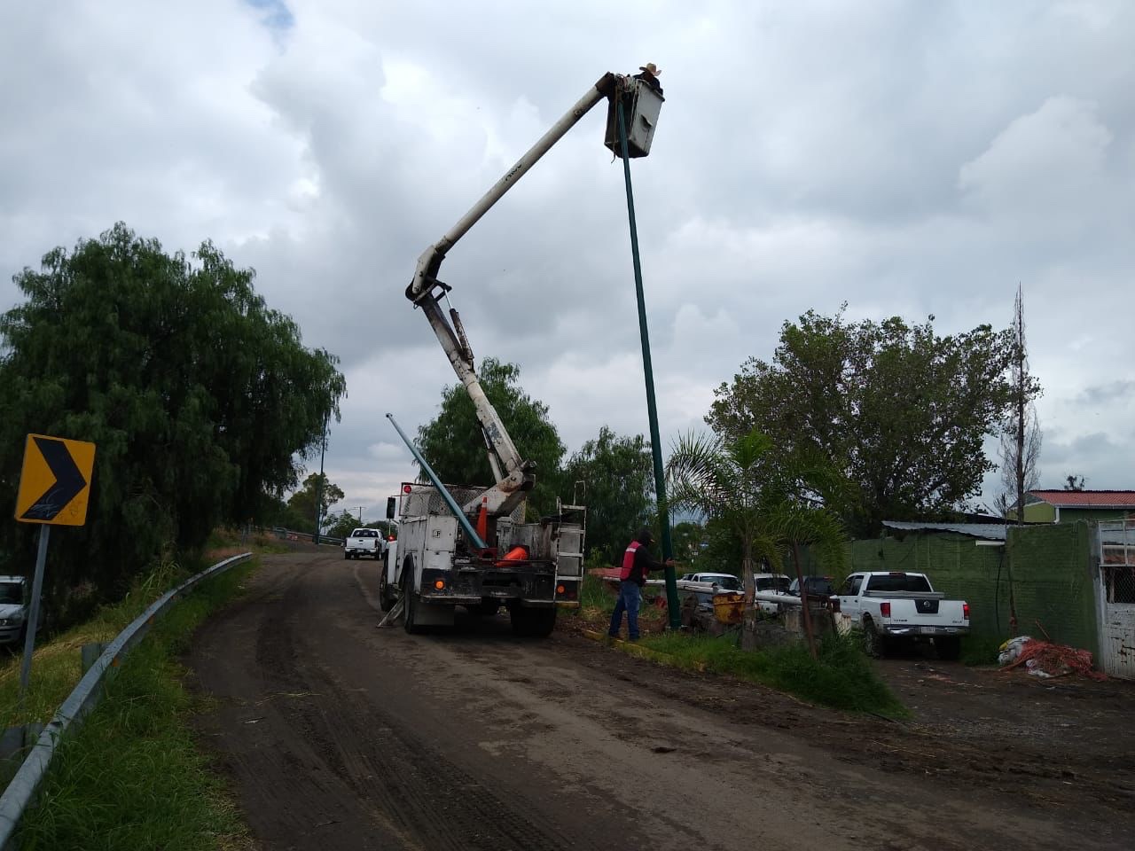 Continúa rehabilitación de espacios públicos en Tarímbaro