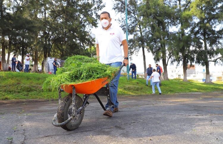 Para que Morelia brille le estamos echando una mano: JC Barragán