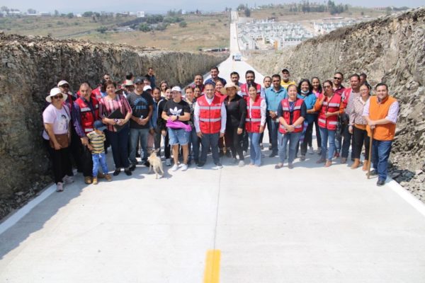 Inaugura Bladimir González la calle Real Castillejo – San Bernabé de la Cantera