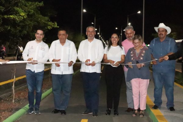 Lucatero y Bedolla inauguran modernización integral de Avenida Morelos.