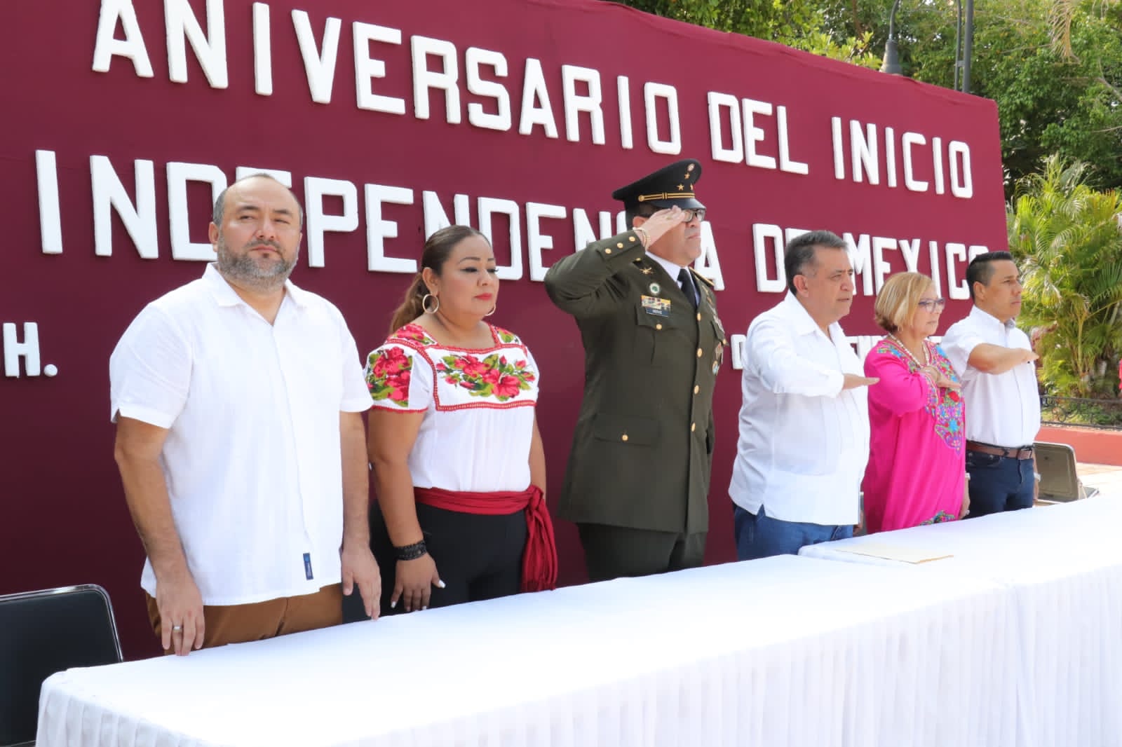 “México es, en suma, un espacio de libertades, valores democráticos y principios históricos” José Luis Cruz Lucatero.