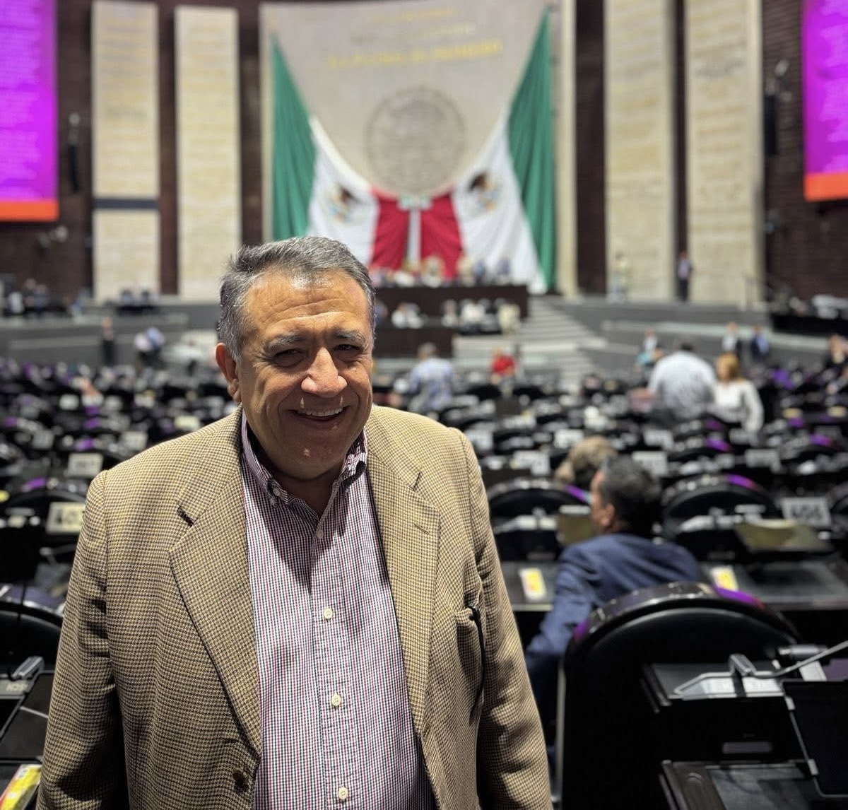 Diputado Federal José Luis Cruz Lucatero llama a la ciudadanía a votar el próximo 1 de junio.