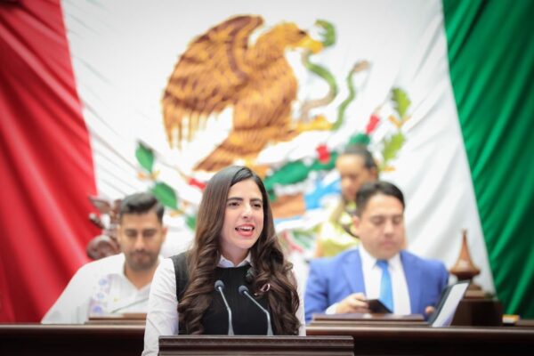 Desde el Congreso, Giulianna Bugarini impulsa una agenda humanista para enfrentar el cáncer de mama